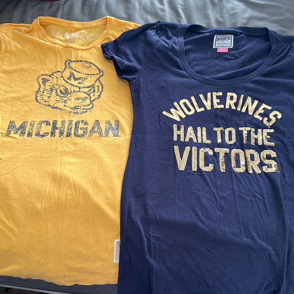 Lot of 2 U of M tees, Size M